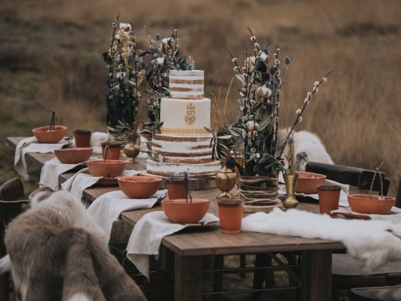 Table de mariage rustique en plein air