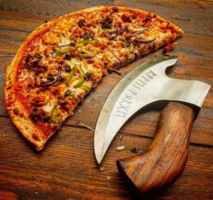 Couteau à pizza demi lune Viking