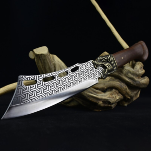 Machette de survie viking avec une longue lame tranchante et durable