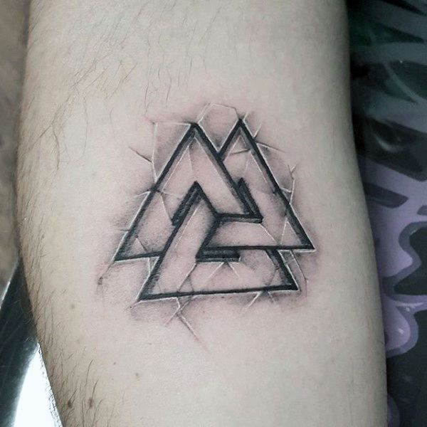 tatouage Valknut geometrique