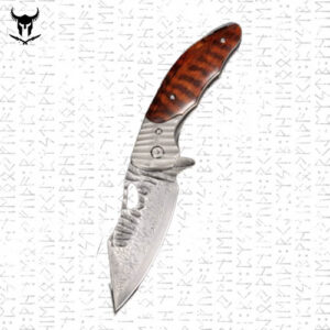 Durable Folding Scandinavian Pocket Knife in Damasus Steel